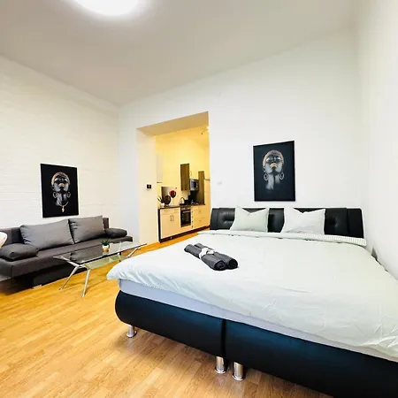 2-bedroom Steps From Area Klosterneuburg