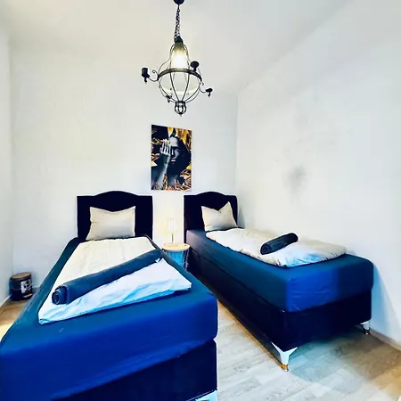 Lovely 2br For 5p Peaceful & Apartment