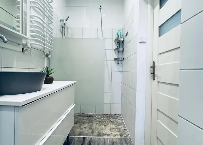 Lejlighed 2-bedroom Steps From Area Klosterneuburg