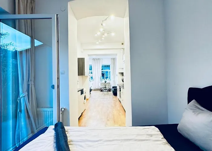 Apartman 2-bedroom Steps From Area Klosterneuburg